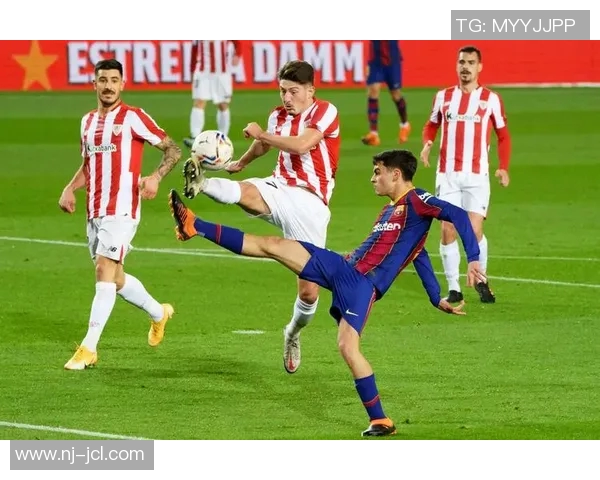 梅西成为中场玩家！巴萨重回正轨击败毕尔巴鄂美因茨